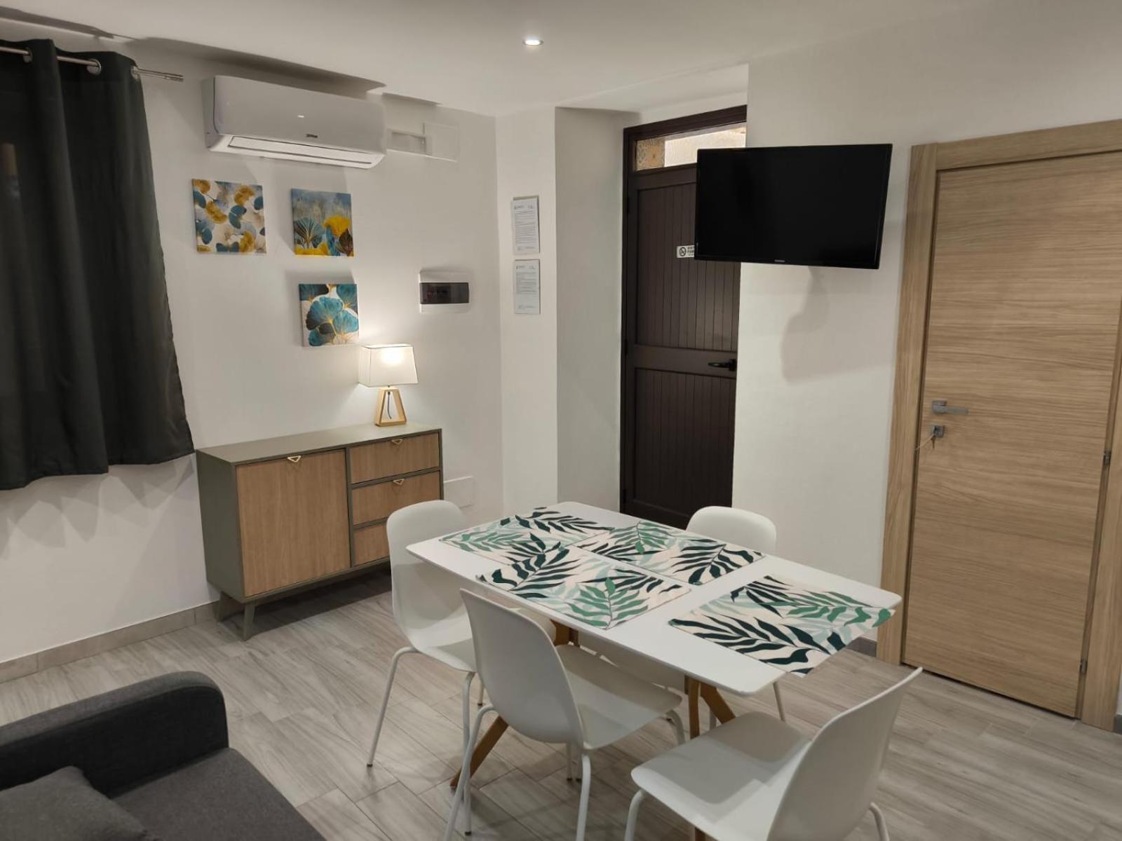 Studio Apartments Salvo 7 Agrigento Dış mekan fotoğraf